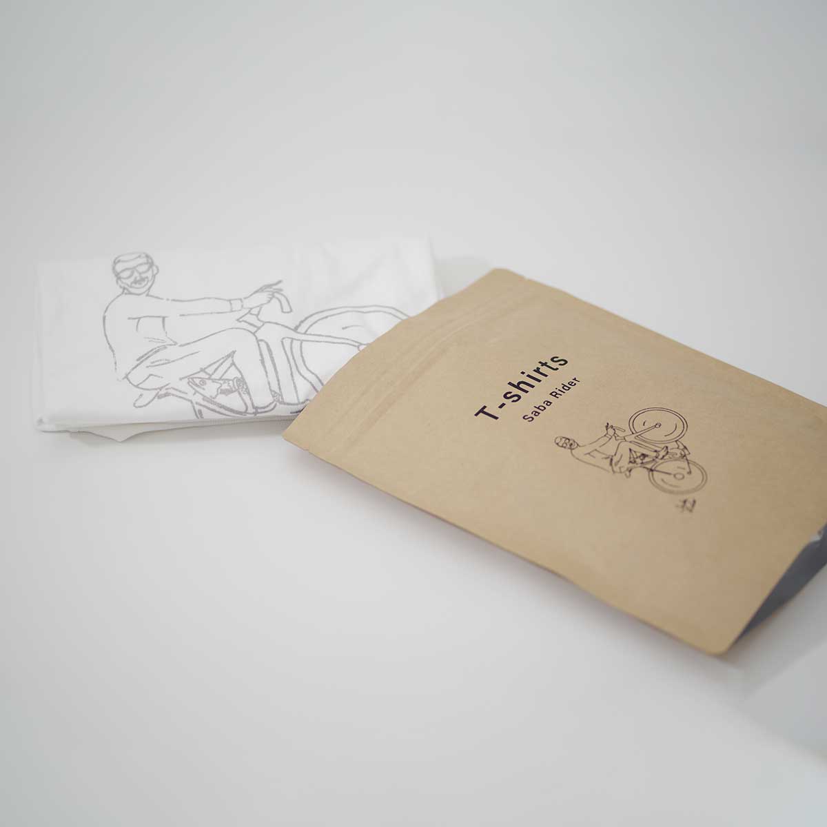 鯖Tシャツ｜クラッチ鯖｜MAPOTT